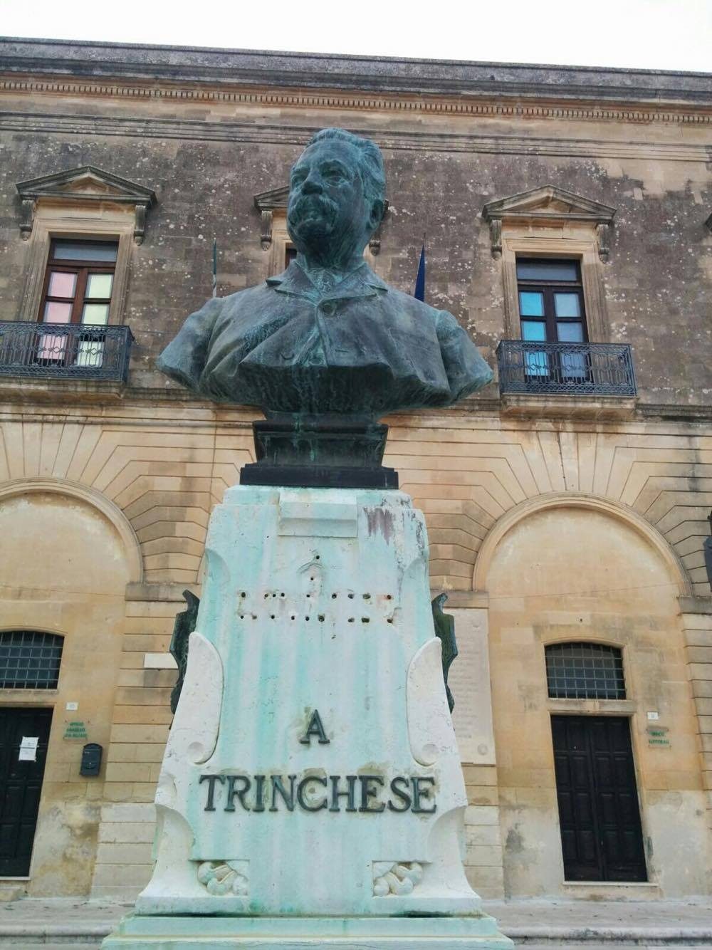 Salvatore Trinchese's bust (2).jpg
